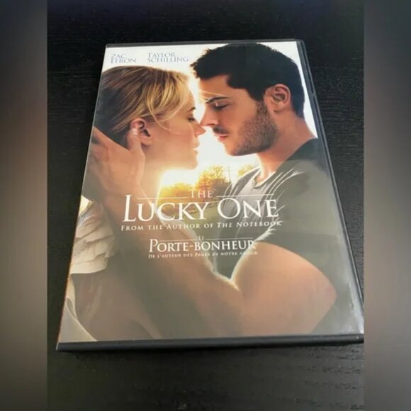 🔴2/$10 SALE🔴 The Lucky One Movie DVD - Picture 1 of 2
